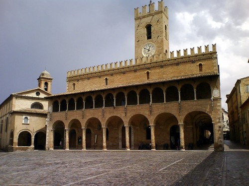 Offida - Palazzo Comunale